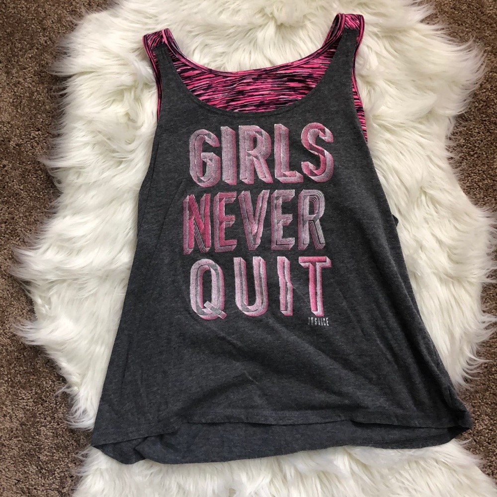 💰3 for $15 SALE💰”Girls Never Quit” T-shirt 💗